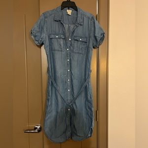 🦋Women 🦋Blue Jean dress size medium🦋